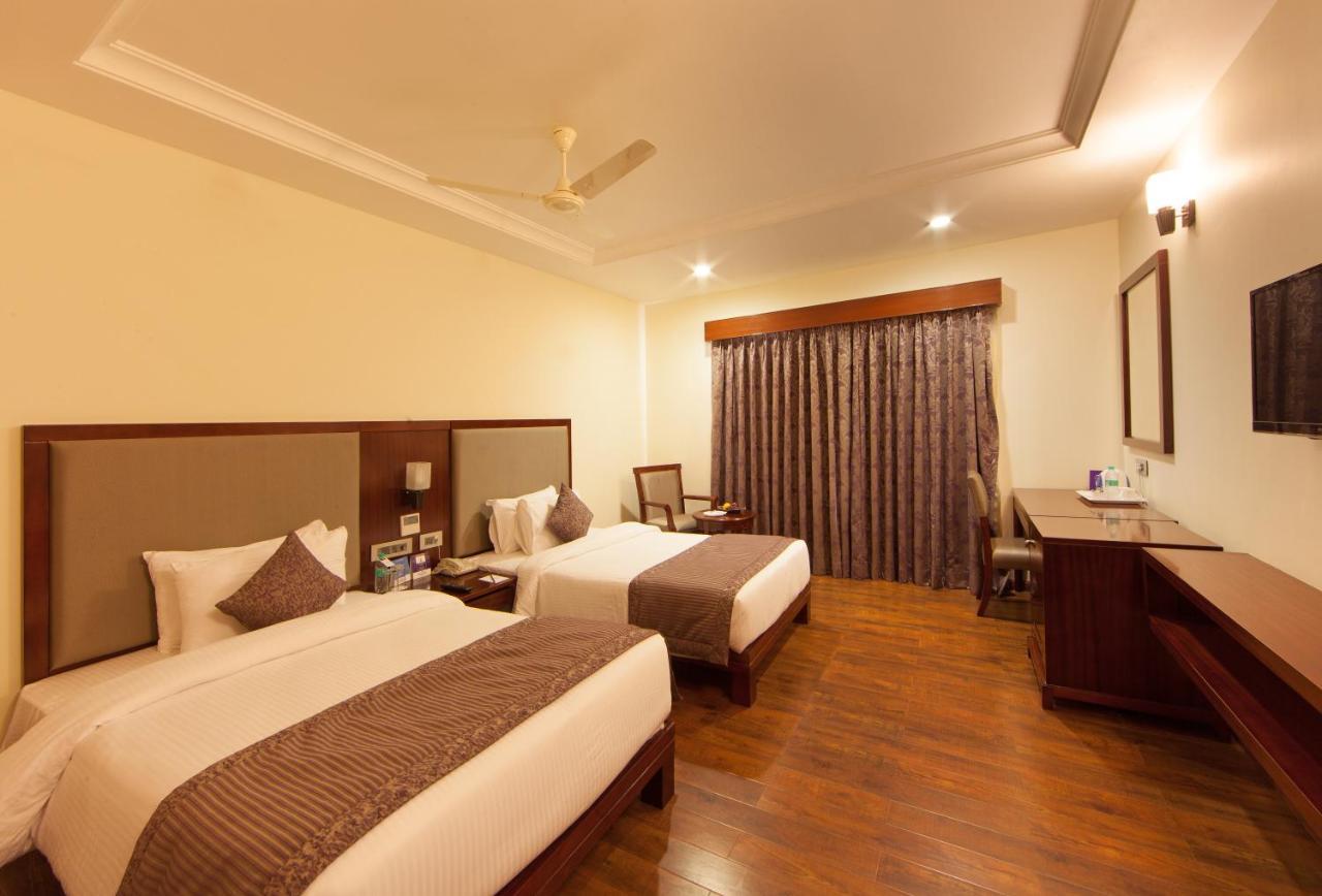 Fortune Select Grand Ridge, Tirupati - Member Itc Hotels' Group Kültér fotó Deluxe Room
