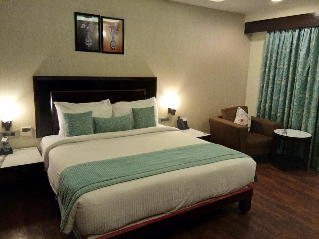Fortune Select Grand Ridge, Tirupati - Member Itc Hotels' Group Kültér fotó